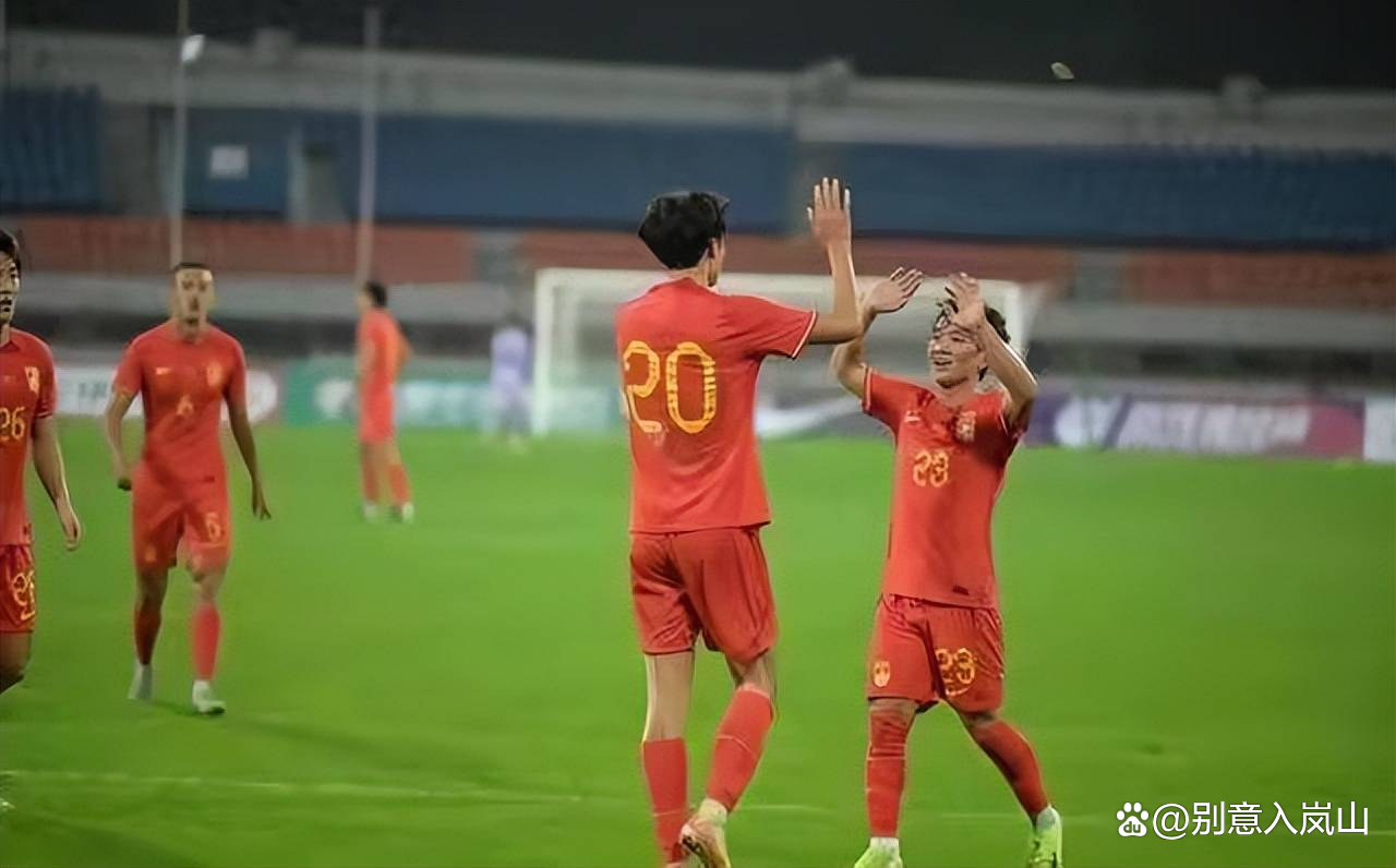 亚洲足球锦标赛掀起全球球迷狂潮